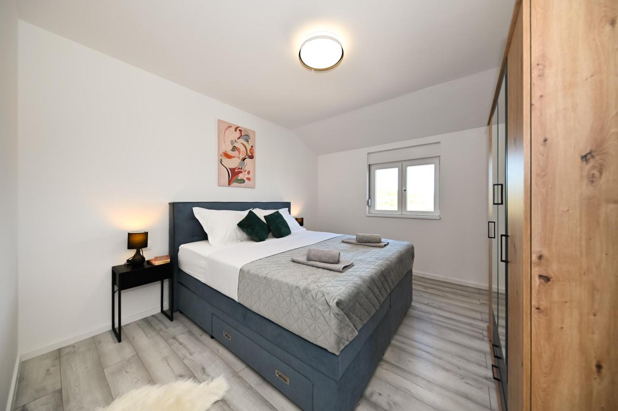 Veliki Apartman Petra Posedarje Exterior photo