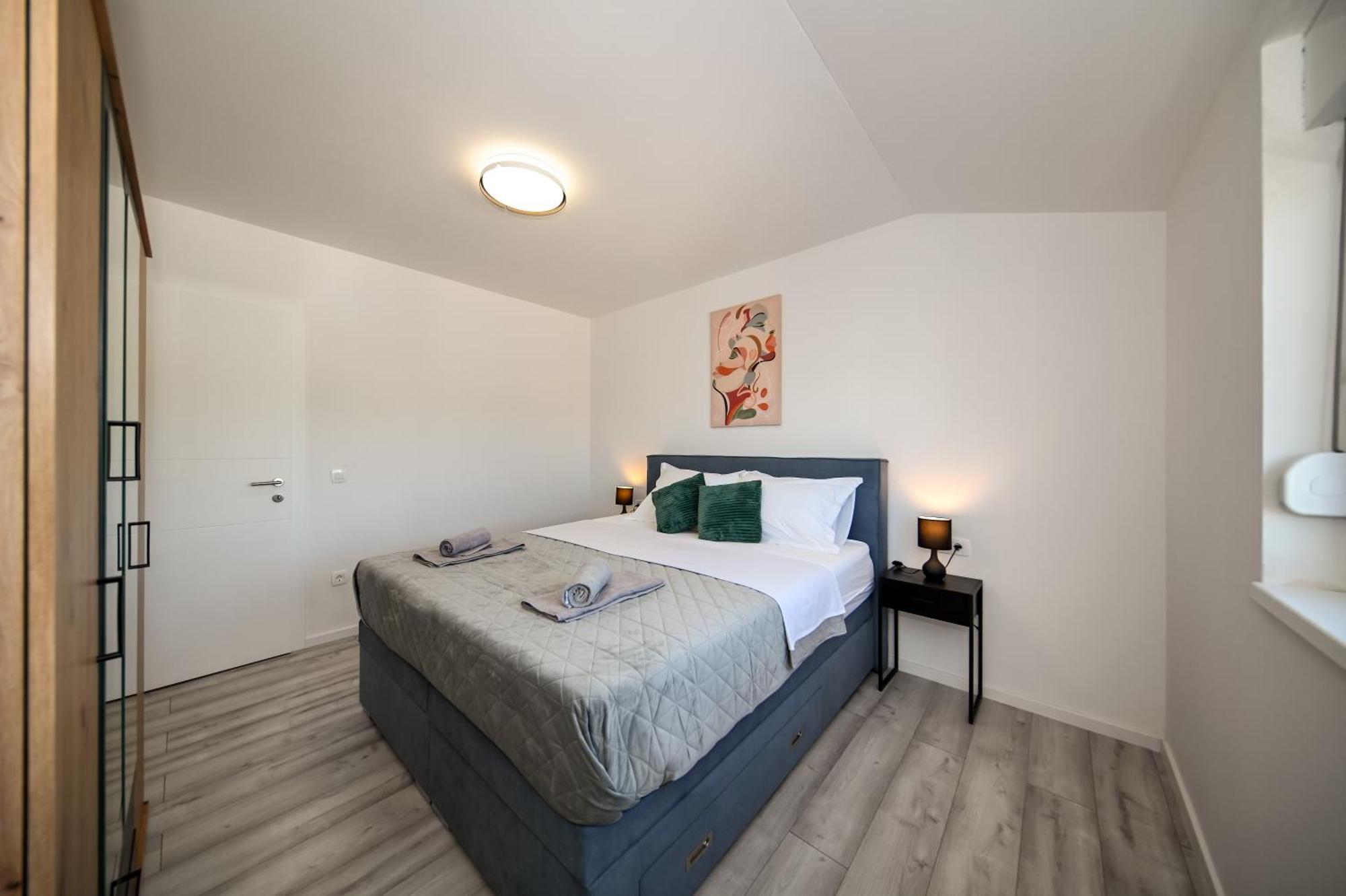 Veliki Apartman Petra Posedarje Exterior photo