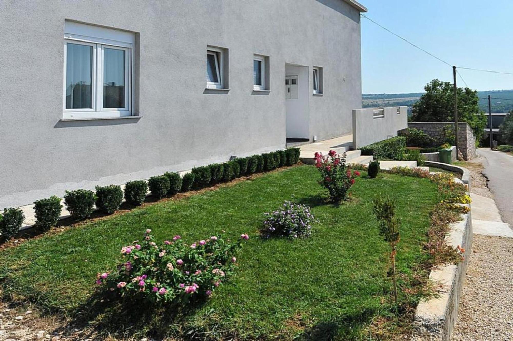 Veliki Apartman Petra Posedarje Exterior photo